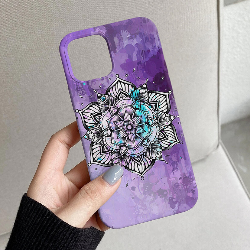 Purple Fluid Mandala Art Mobile Cover